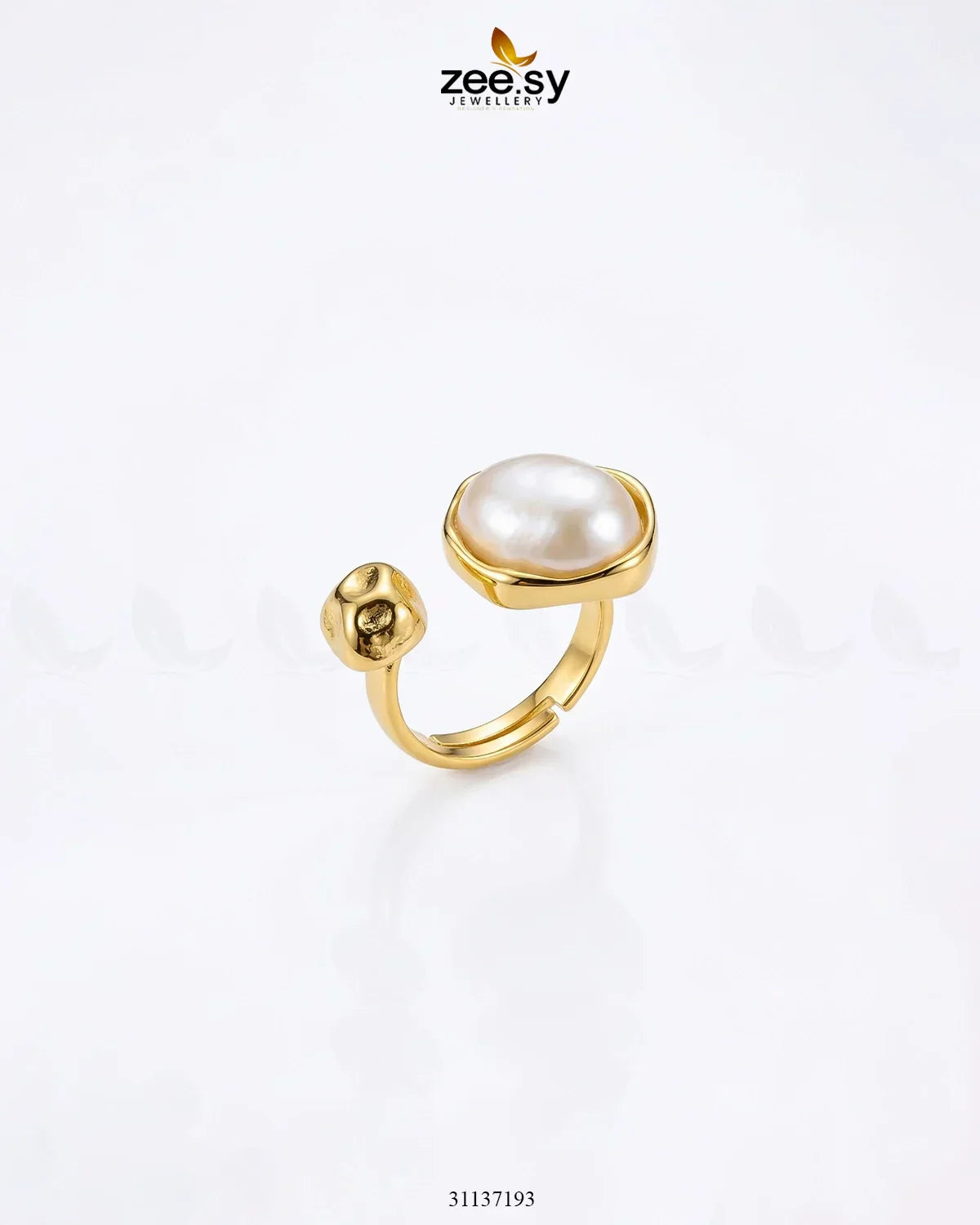 Essential Riviera Gilded Pearl Ring