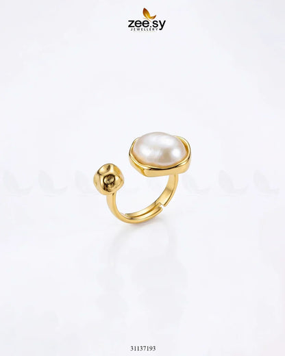 Essential Riviera Gilded Pearl Ring