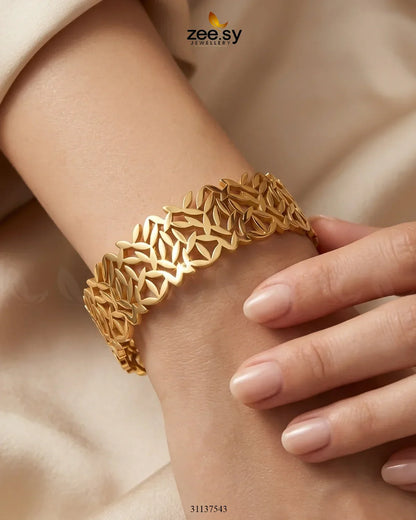 Steeze Leaf Thick Bracelet